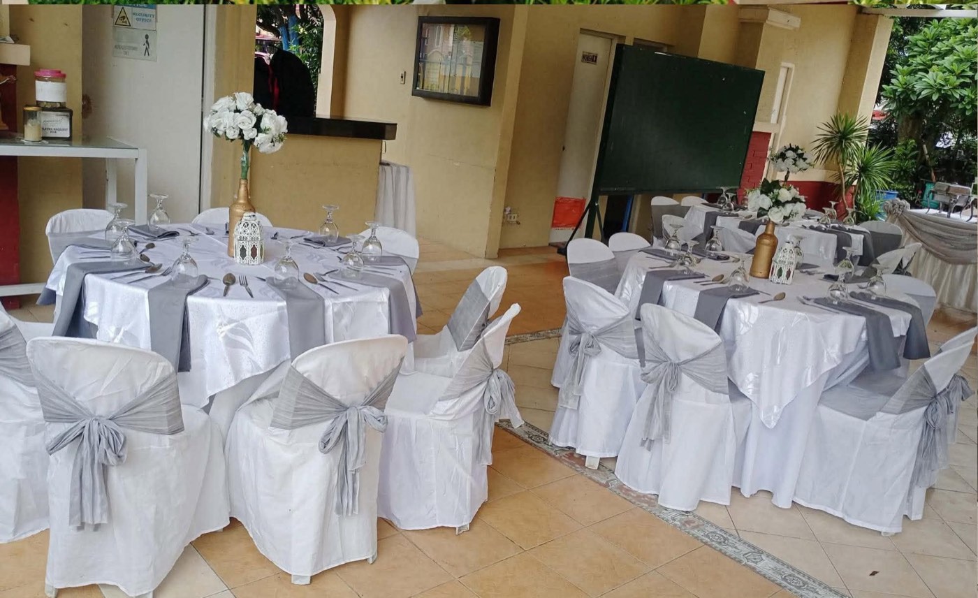 A second real pavilion reception setup